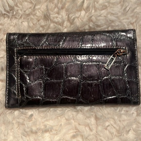 Guess snakeskin trifold wallet - Picture 2 of 3